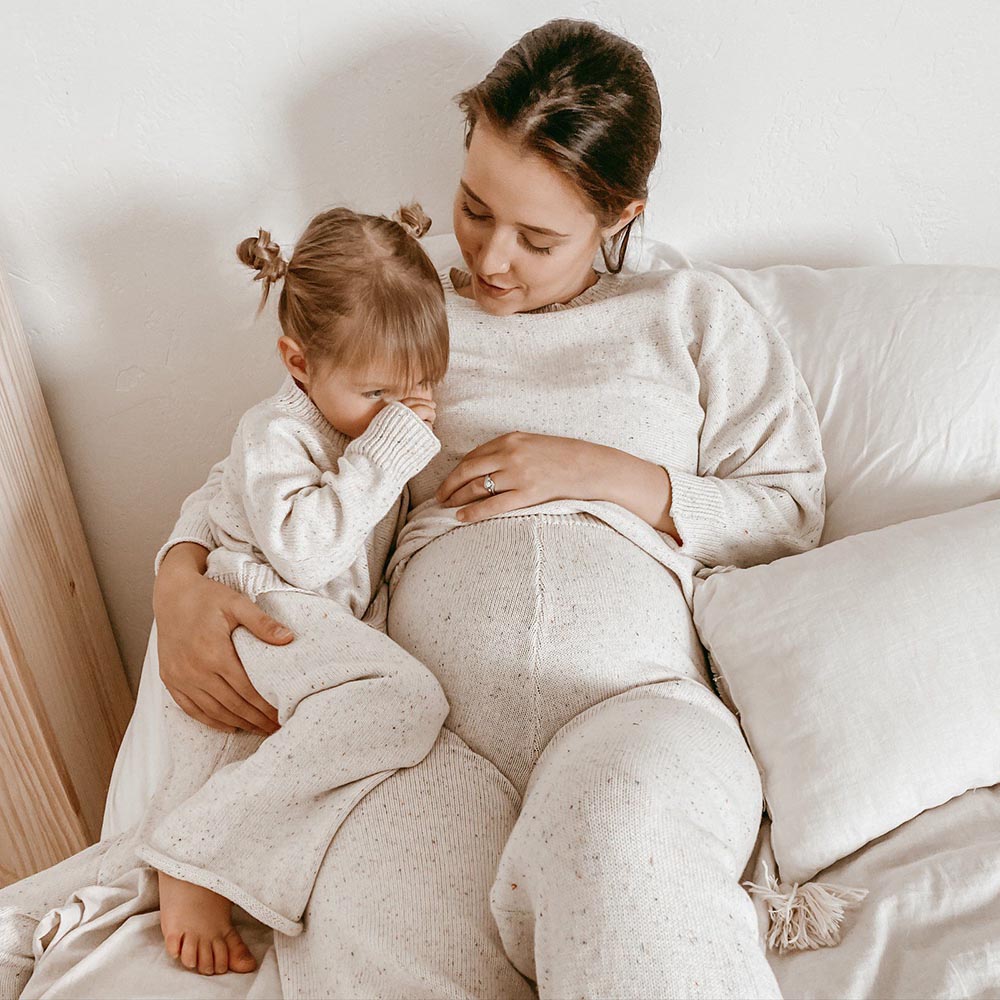 Изготовленным на заказ логосом летний сезон осень-зима; «Мама и я»; Одинаковые комплекты для семьи; Для отдыха Одежда посыпать вязаные свитера для малышей в крапинку комплект свитеров для папы и сына; Детский свитер