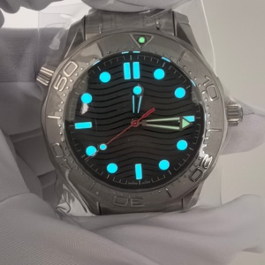 นาฬิกาดำน้ำรุ่นใหม่ O-M-G 2025 ลายม้าน้ำ พร้อมเอฟเฟกต์ไฟกลางคืน 600 เมตร สำหรับนาฬิกาผู้ชายและนาฬิกาจักรกลผู้ชาย - Product Image 2