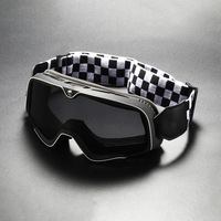 Masque de ski anti-buée à verres miroir à motif damier pour adultes, protection UV, coupe-vent, idéal pour l'alpinisme et le cyclisme