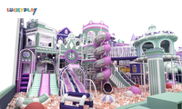 Encantadores toboganes Matrix con temática de palacio, diseño personalizado directo de fábrica, laberinto de obstáculos, parque de atracciones interior