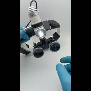 Loupe médicale à condensateur LED en plastique à fixation sur tête pour dentisterie et ORL, grossissement 2,5x et 3,5x, modèle GA324, pour le commerce international - Product Image 3