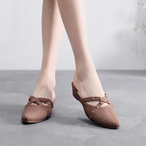 <span class=keywords><strong>Ciabatte</strong></span> da donna invernali in pelliccia sintetica per la casa calde Flat femminili scivoli in nero rosa Beige grigio per l'estate e l'autunno all'aperto - Product Image 3