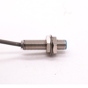 DGKJ inductive proximity sensor 10-30V Flush 1mm sensing range - Product Image 4