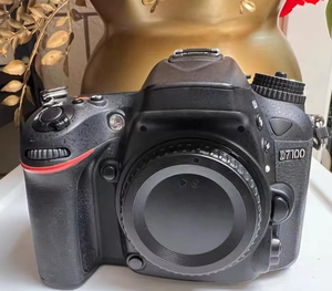 Cámara Digital <span class=keywords><strong>Nikon</strong></span> <span class=keywords><strong>D7100</strong></span>, Solo Cuerpo, 24MP, Pantalla Fija de 3.2 Pulgadas, Usada, Buena Calidad - Product Image 3