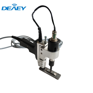 Kumaş tekstil için 40Khz 800W giysi etiketi bıçak ultrasonik kesici kesme makinesi - Product Image 4