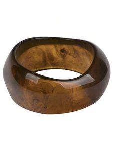 Bracelets en résine légère finition brillante fabriqués avec un matériau solide et lisse de couleur douce et brillante pour les fonctions et les fêtes de mariage - Product Image 4