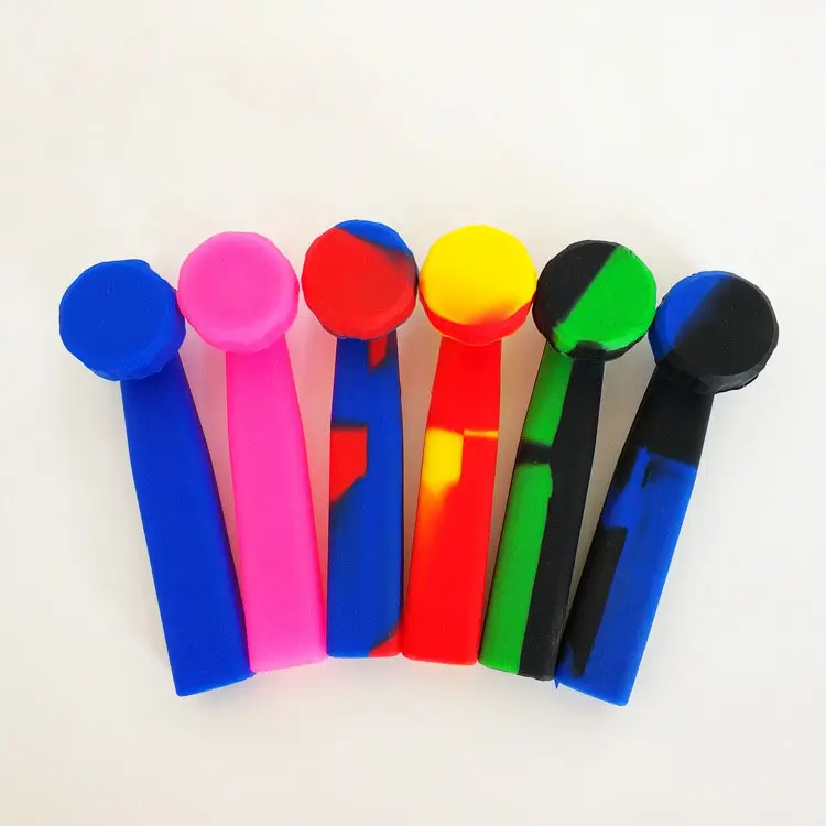 Wholesale classic solid color mini safety silicone pipe multi color water pipes glass smoking glass crack pipe