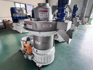 High Efficiency Biomass Pellet Machine Wood Sawdust Straw Rice Husk Pellet Making Machine For Fuel Pellets - Product Image 5