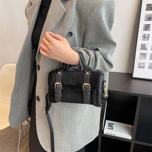 Bolso bandolera de cuero mate para mujer, bolso retro de piel sintética y bolso cuadrado pequeño, bolso tipo silla de montar para mujer - Product Image 4