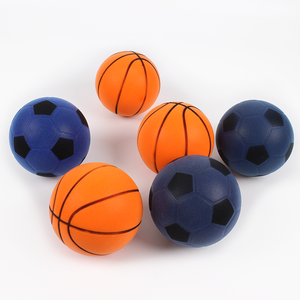 Ballon de sport d'intérieur pour enfants, faible bruit, rebond doux, mousse PU, anti-stress, logo personnalisé, football silencieux - Product Image 3