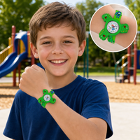 Vente en gros directe d'usine avec montre pour enfants, montre à quartz pour enfants avec un adorable dinosaure rotatif