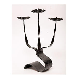 Bougeoir de luxe en métal fait à la main, décoration de la maison, mariage, dernière conception Unique, meilleurs bougeoirs en métal fait à la main - Product Image 6