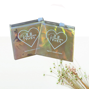 Tùy Chỉnh Ziplock Holographic Tái Sử Dụng Tái Chế PVC Vẻ Đẹp Túi Cho Mặt Nạ Kem Dưỡng Da Đỏ Mặt Với Dây Kéo Hàng Đầu - Product Image 4