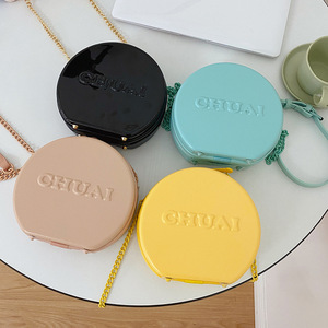 Sac à bandoulière rond Chuai de 7 pouces avec fermeture à glissière, couleurs bonbon, sac à bandoulière portable pour femme - Product Image 1