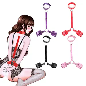 Hersteller verstellbarer Leder Body Harness Bondage Handschellen Binde kragen für Frauen