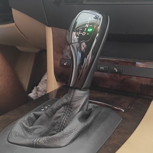 Pommeau de Levier de Vitesses LED Lumineux pour <span class=keywords><strong>BMW</strong></span> X1 E84 <span class=keywords><strong>X3</strong></span> <span class=keywords><strong>E83</strong></span> E87 X5 Z4 E89 E46, Adaptateur de Levier de Vitesse, Accessoires Intérieurs de Performance - Product Image 4