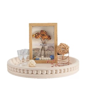 Bandeja de cemento redonda minimalista Beige, respetuosa con el medio ambiente, estilo digno de Instagram, tocador de decoración de hormigón estético para almacenamiento de escritorio - Product Image 5