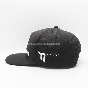 Casquette de baseball 5 panneaux style urbain en popeline avec perforations laser, patch en caoutchouc, broderie à la main à pois tropicaux, unisexe adulte - Product Image 2