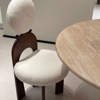 {Earring Chair} Chaise de salle à manger rembourrée en tissu à dossier haut style crème, tabouret de maquillage pour salon, chaise rétro tendance