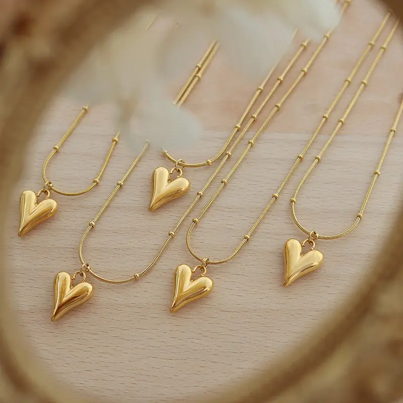 AIZL-collar de corazón de amor sencillo de lujo, gargantilla de oro de 18K chapada en acero y titanio