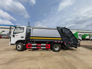 Camión de Basura con Motor Yuchai, en Oferta, Dongfeng, Pequeño, 4x2, de Compresión, 8 CBM, Carga Trasera, Compactador - Product Image 4