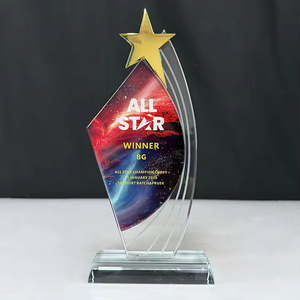 Trofeo in Cristallo K9 di Alta Qualità Personalizzato con Stella a Cinque Punte in Metallo Incisa, Coppa Premio per Competizioni Aziendali - Product Image 3