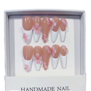 Ongles artificiels 3D faits à la main en France, longs, forme stiletto, motif floral, emballage personnalisé - Product Image 1