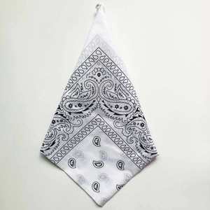 Pañuelo para el Cuello, Accesorio Moderno para Motociclistas, Amantes de la Moda Urbana, con Diseños Atrevidos, Regalo Promocional Portátil - Product Image 2