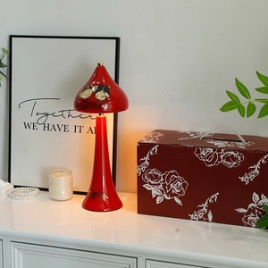 Lámpara de Mesa de Estilo Chino para Bodas, LED Rojo E27 con Interruptor, Lámpara Decorativa para Dormitorio o Sala de Estar - Product Image 1