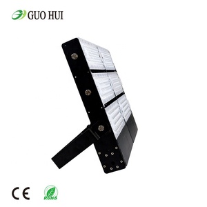 1200W luces del estadio 192000 Lumen al aire libre <span class=keywords><strong>de</strong></span> LED <span class=keywords><strong>de</strong></span> alto mástil con <span class=keywords><strong>escudo</strong></span> <span class=keywords><strong>de</strong></span> luz 5700K deportes Tribunal iluminación - Product Image 2