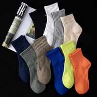 Chaussettes de sport esthétiques en coton côtelé, couleur unie, avec logo personnalisé, certifiées OEKO Tex100, pour streetwear minimaliste et athlétisme
