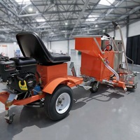 Machine de marquage routier autotractée à peinture à froid avec panneau numérique, auvent et éclairage LED pour parkings, aéroports et usines