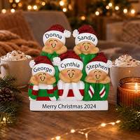 Figurine en résine de Noël pour enfants, elfe avec pull rayé, manteau, chapeau de Père Noël souriant, bannière et base, cadeau familial