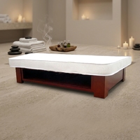 Lit de spa en bois massif TM589 Lit en bois massif Lit de massage de spa Design moderne Style thérapeutique Utilisation hôtelière Doté de matériaux en cuir PVC