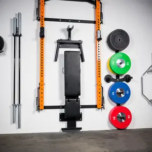 Vendita all'ingrosso calda palestra e uso domestico attrezzature per il Fitness parete pieghevole a parete posteriore montaggio Squat Rack con Multi-Grip Bar