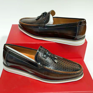 Mocassins en cuir véritable pour hommes, bout rond, à enfiler, avec pompon, tendance mode, toutes saisons, chaussures décontractées - Product Image 3