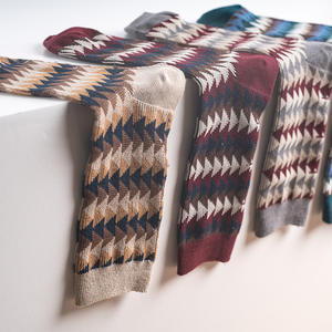 Kaus kaki pria rajutan jarum ganda nyaman bersirkulasi katun Comb musim kualitas tinggi kaus kaki pria belah ketupat kasual - Product Image 1