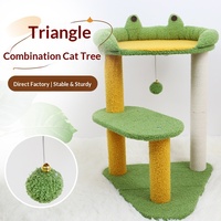 Arbre à chat de grande taille, style combiné triangulaire, design multi-niveaux surélevé, structure d'escalade intégrée, maison pour chat en polaire Teddy