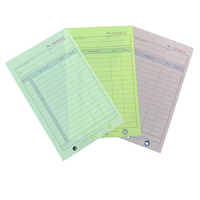 Carnet de commandes, 12 lignes, autocopiant en trois parties, 10.6x18cm, 50 ensembles, numéros continus, ligne de perforation de trous de poinçonnage