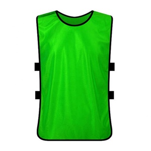 Chaleco de entrenamiento de fútbol Unisex promocional 100% poliéster al por mayor personalizado transpirable sublimado fútbol entrenamiento malla chalecos - Product Image 6