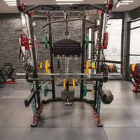 Appareil de musculation commercial multifonctionnel avec câble, rack de squat, machine Smith et fonction d'entraînement dynamique pour salle de sport