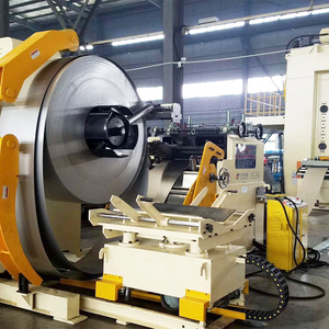 재료 프레싱 기능과 속도 조절이 가능한 정밀 레벨링을 위한 자동 스틸 코일 디코일러 및 스트레이트너 - Product Image 1