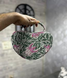 Sac à main décontracté portable en cuir PU fait main, imperméable, avec fermeture éclair et doublure en poly daim pour femmes - Product Image 1