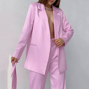 Trajes plisados personalizados <span class=keywords><strong>para</strong></span> otoño 2024 Tops <span class=keywords><strong>de</strong></span> solapa y conjuntos <span class=keywords><strong>de</strong></span> pantalones horizontales y <span class=keywords><strong>de</strong></span> pierna ancha en tallas grandes/ - Product Image 1