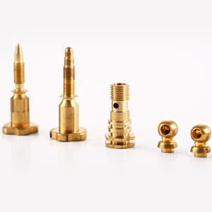 真鍮スリーブ、銅継手、銅ナット、銅ワッシャー、銅三方継手、その他の銅製付属品の加工 - Product Image 1