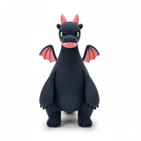 Peluche de dragon personnalisée OEM ODM, dragon noir en peluche avec ailes, yeux verts, velours doux, animal fantastique pour la vente en gros B2B