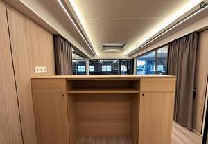 Maison capsule spatiale moderne Villa préfabriquée Pod |   Cabine <span class=keywords><strong>de</strong></span> glamping <span class=keywords><strong>de</strong></span> luxe, maison modulaire, appartement, hôtel, utilisation en station balnéaire |   Vente en gros d'usine - Product Image 4