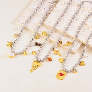 สร้อยคอฮิปฮอปสไตล์ปรับแต่งได้ กันน้ำ ทำจากสแตนเลสสตีลสองสี ประดับด้วยลูกปัดมุกน้ำจืดรูปหัวใจสำหรับผู้หญิง - Product Image 1