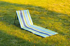 Klapvloer Stoel Biedt Rugondersteuning Strandstoel Strand Ligstoel <span class=keywords><strong>Mat</strong></span> Voor Picknick Kan Worden Aangepast Stijl En Kleur - Product Image 4