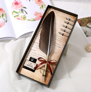 Ensemble de papeterie de calligraphie colorée 2026 avec plume à tremper et 5 pointes, cadeau de mariage, plume à plumeau, stylo plume, logo personnalisé - Product Image 6